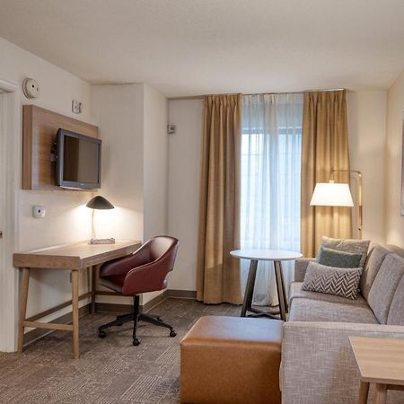 Staybridge Suites Allentown Airport Lehigh Valley By Ihg Bagian luar foto