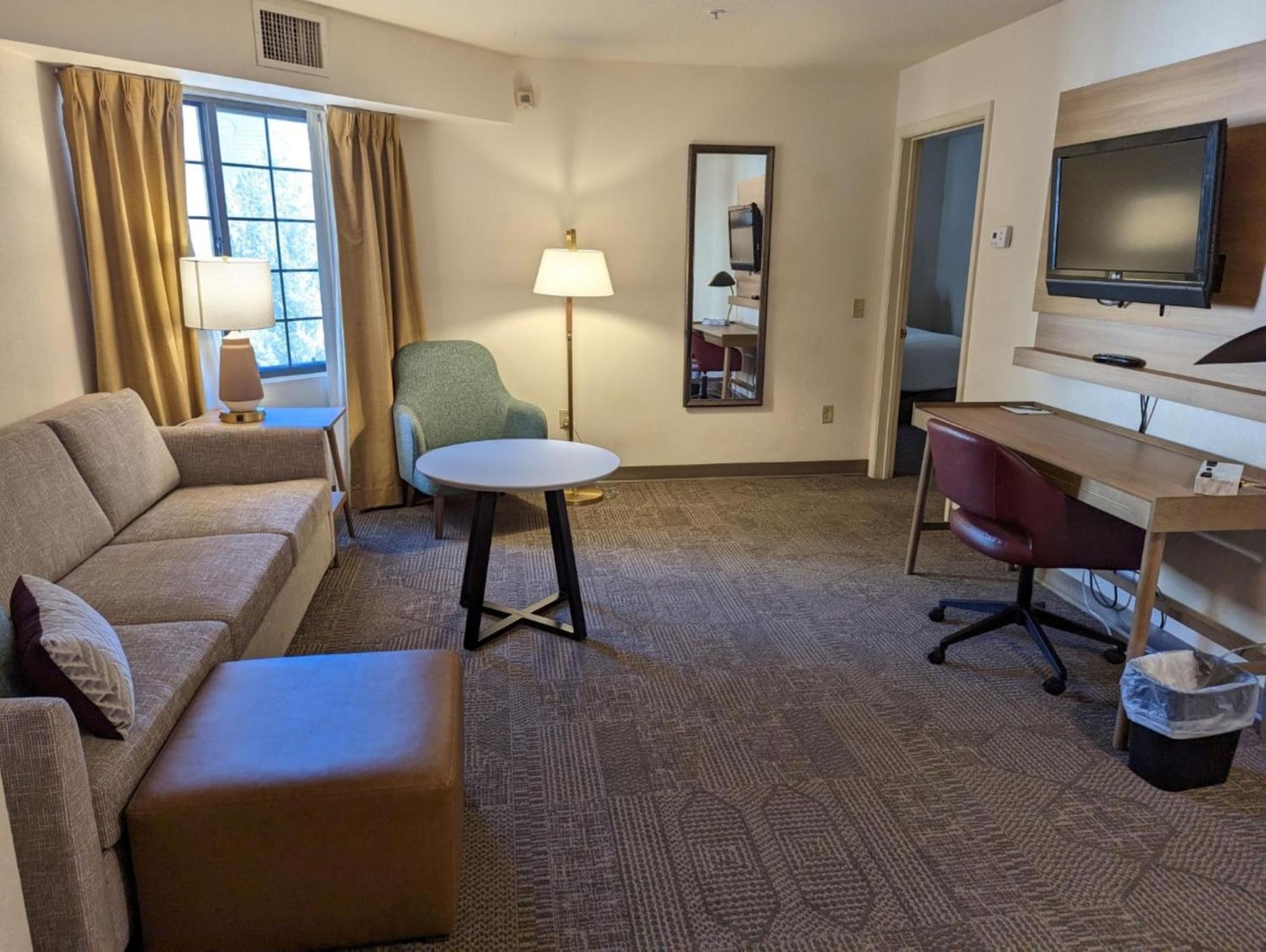 Staybridge Suites Allentown Airport Lehigh Valley, An Ihg Hotel Bagian luar foto