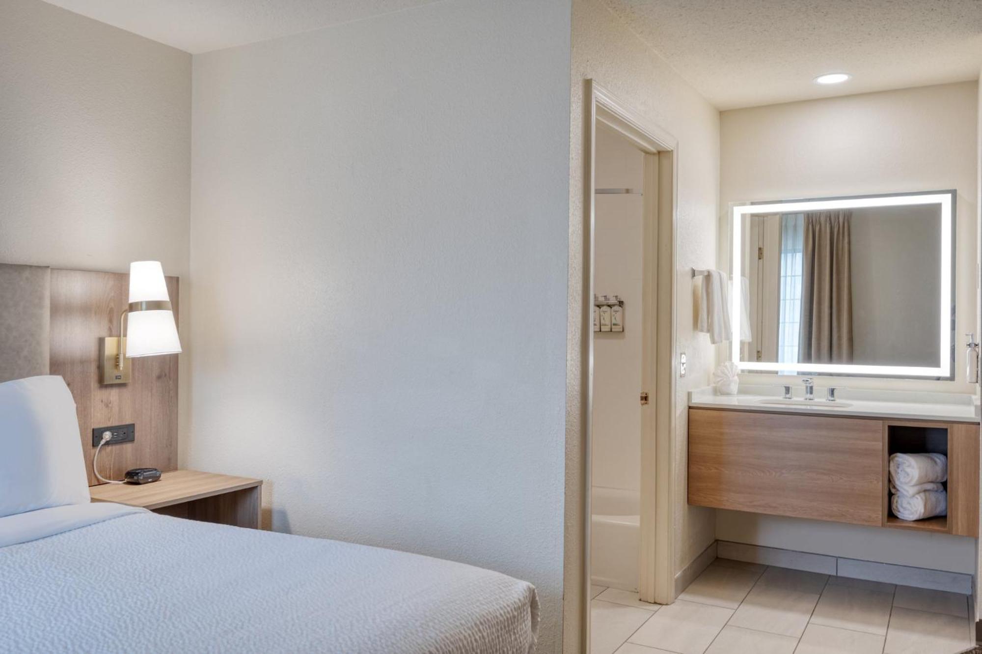 Staybridge Suites Allentown Airport Lehigh Valley By Ihg Bagian luar foto