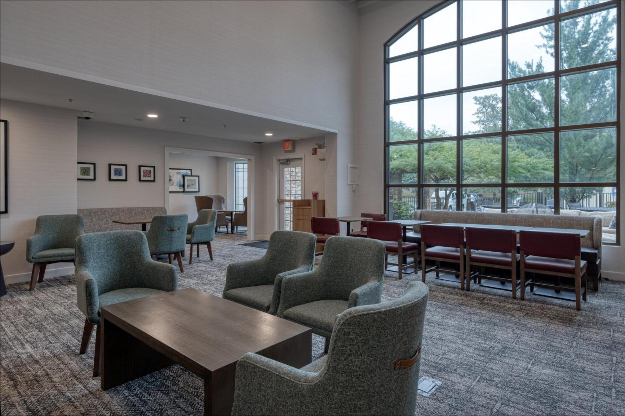 Staybridge Suites Allentown Airport Lehigh Valley By Ihg Bagian luar foto