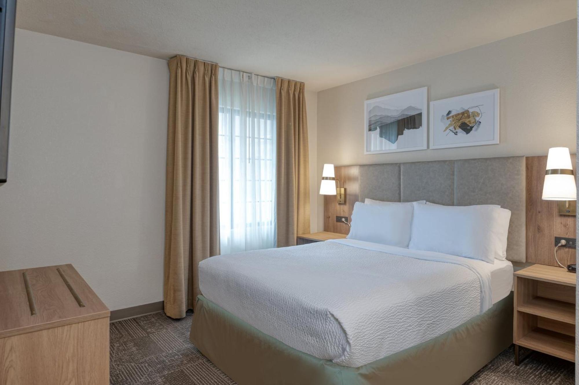 Staybridge Suites Allentown Airport Lehigh Valley By Ihg Bagian luar foto